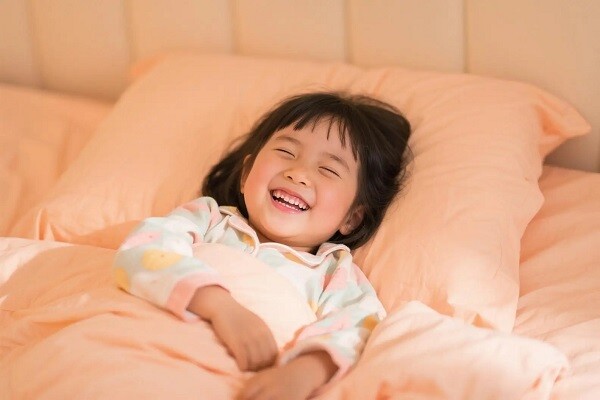 Trẻ có IQ cao thích làm 3 hành động &#34;khác người&#34; sau khi thức dậy - 5
