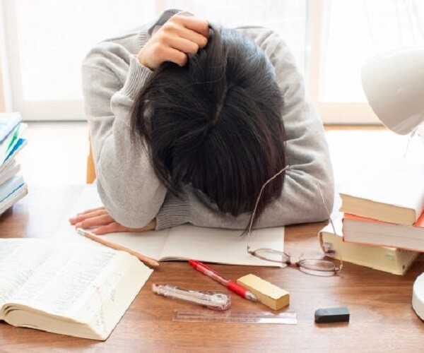 &#39;&#39;Mẹ ơi, con không muốn đi học&#39;&#39; chuyên gia nói mẹ có muốn dỗ ngọt con cũng cần phải bằng câu này - 1
