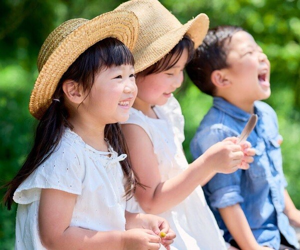 Trẻ thông minh hay không phụ thuộc vào 5 bộ phận trên cơ thể, bố mẹ học cách hướng dẫn con đúng - 1