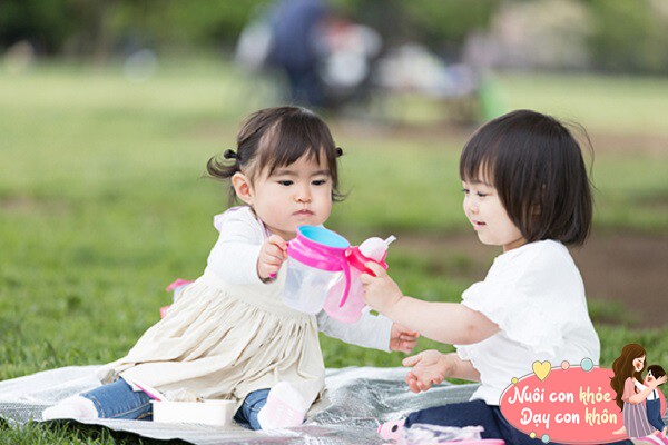 Trẻ đến &#34;trả ơn&#34; bố mẹ sẽ nhìn thấy ngay từ khi sinh ra, đừng bỏ qua 4 đặc điểm này - 7