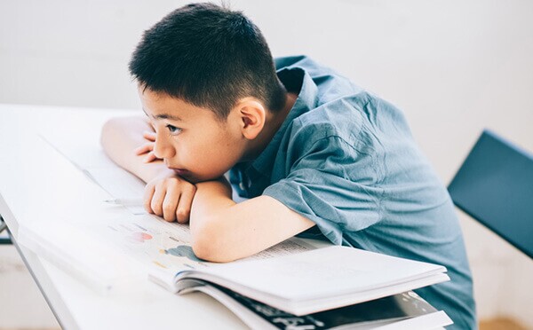Chuyên gia: Dạy trẻ quá hiền lành và trung thực là đang ép con chịu thiệt - 3
