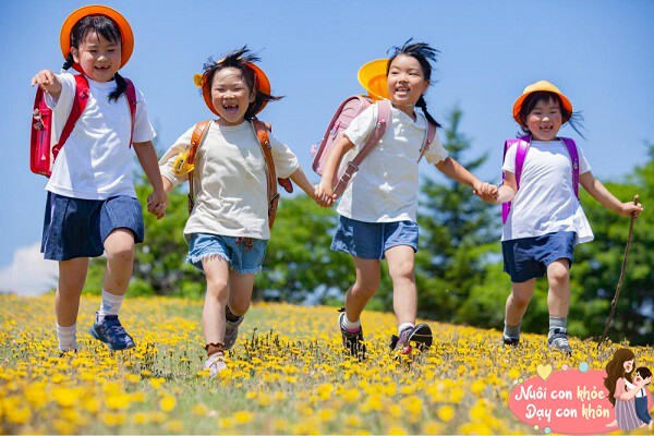 Hè là mùa của chơi mà học, xây miễn dịch từ ly sữa đầu ngày, mẹ yên tâm con đủ sức khỏe trải nghiệm mùa hè trọn vẹn - 3