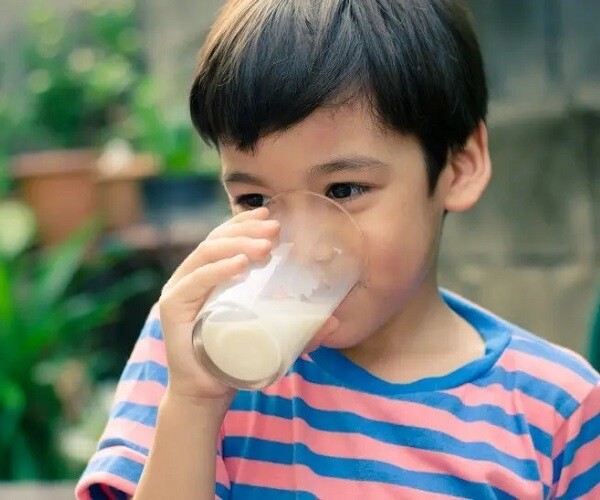 Hộp sữa nhỏ cùng con làm nên &#34;chuyện lớn&#34; - 1