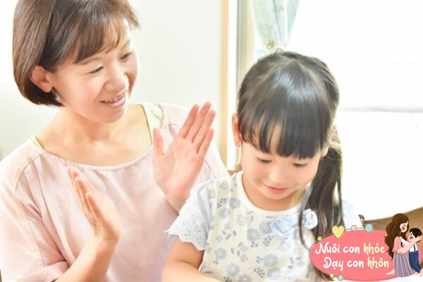 Đừng chỉ khen &#34;Con giỏi lắm&#34;, người mẹ thông minh sẽ nói 3 câu này để tiếp tự tin cho con - 3
