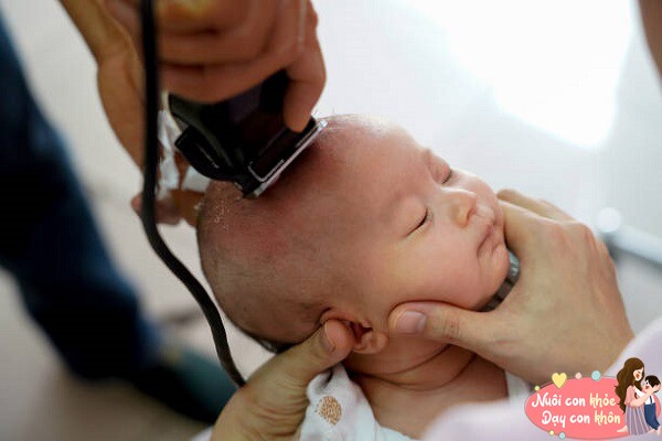 5 điều trẻ sơ sinh sợ nhất, nhưng mẹ vẫn đang làm hàng ngày - 4