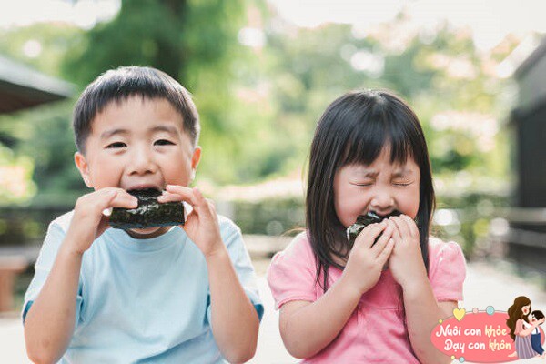 Nghỉ hè con đổi lịch sinh hoạt, mẹ đổi gì trong bữa ăn để bé khỏe mạnh, phát triển vẫn đúng chuẩn - 3