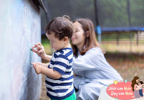 Bất hạnh của một gia đình không phải là thiếu tiền, mà là 3 điều bố mẹ thích làm - 5