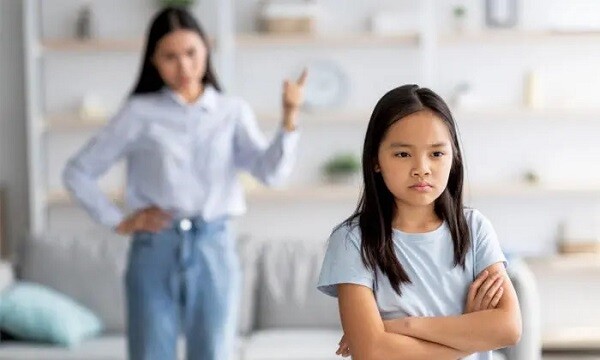 Khi trẻ cãi lại mẹ hãy dùng 4 câu &#34;thần chú&#34; này để thuần hóa, dạy con ngoan vâng lời - 3