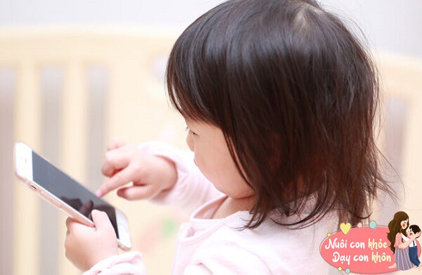 Trẻ dùng điện thoại quá 2 giờ mỗi ngày khiến não bộ âm thầm thay đổi, trí nhớ kém - 3
