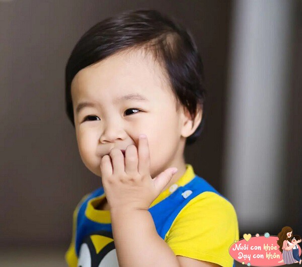 Trẻ thích cắn móng tay có hai kết cục khi lớn lên, cả hai đều là kết quả bố mẹ không muốn thấy - 8