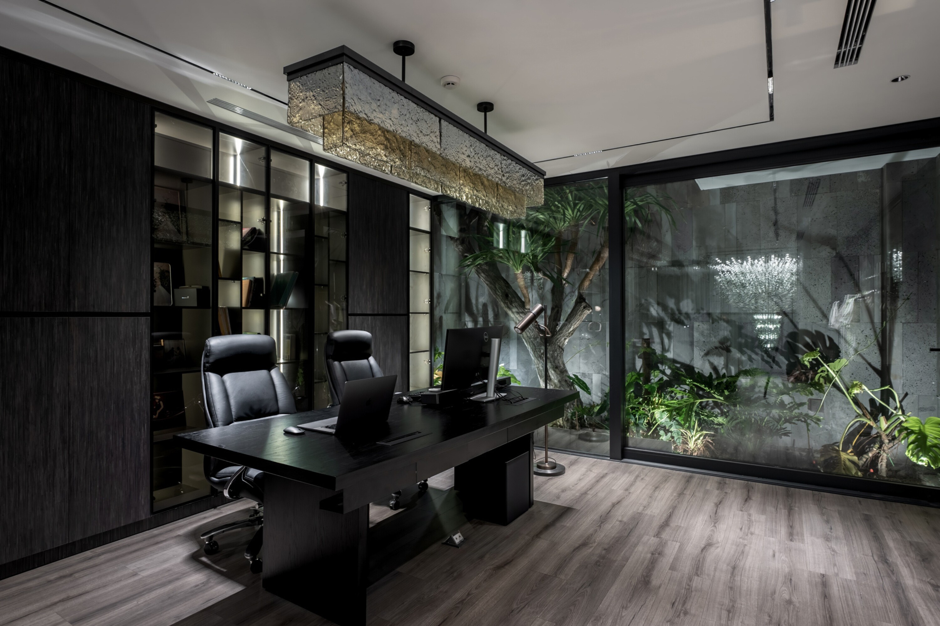 Chàng trai 9X Hưng Yên chi 16 tỷ xây nhà 6 tầng “gây sốt” cõi mạng, căn penthouse đẹp sang tựa Châu Âu thu nhỏ - 21