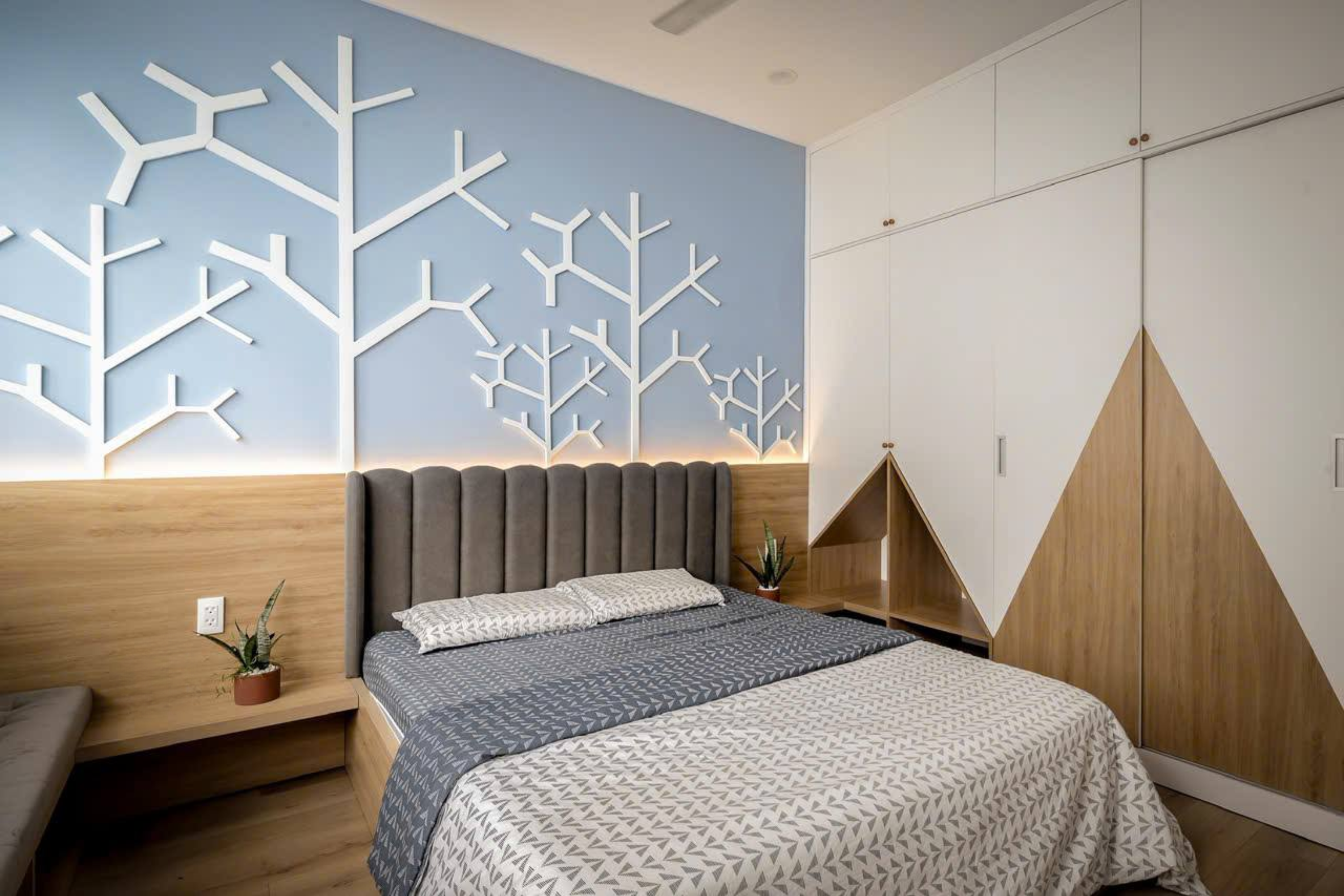 Sau nhiều năm ở trọ, cặp vợ chồng 3 con Bình Phước xây được căn nhà 3 tầng 2,4 tỷ, phủ màu trắng tuyệt đẹp - 15