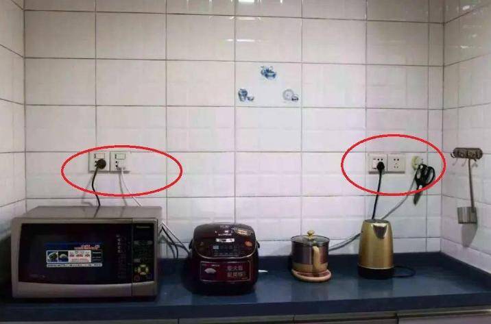 Tại sao nhiều người thường phủ một chiếc khăn lên nồi cơm điện? Biết lý do tôi liền làm theo - 3