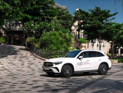Thông tin doanh nghiệp - Mercedes-Benz tăng tốc hàng loạt chương trình kỷ niệm 140 năm