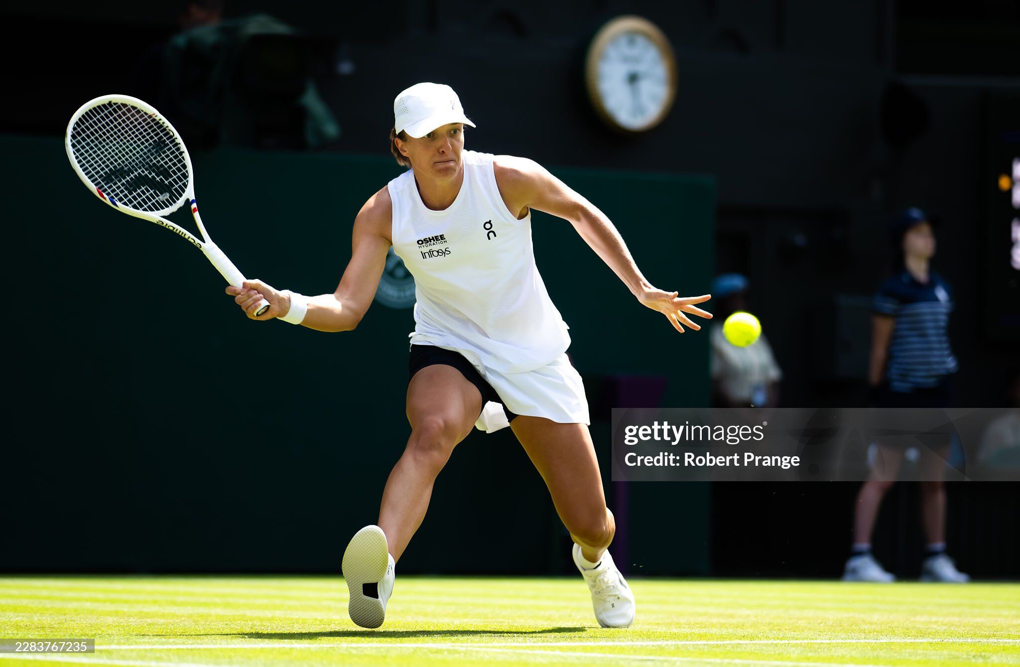Tennis đỉnh cao Wimbledon: De Minaur - Fritz thắng nhàn, mỹ nhân Philippines tạo cột mốc lịch sử - 3