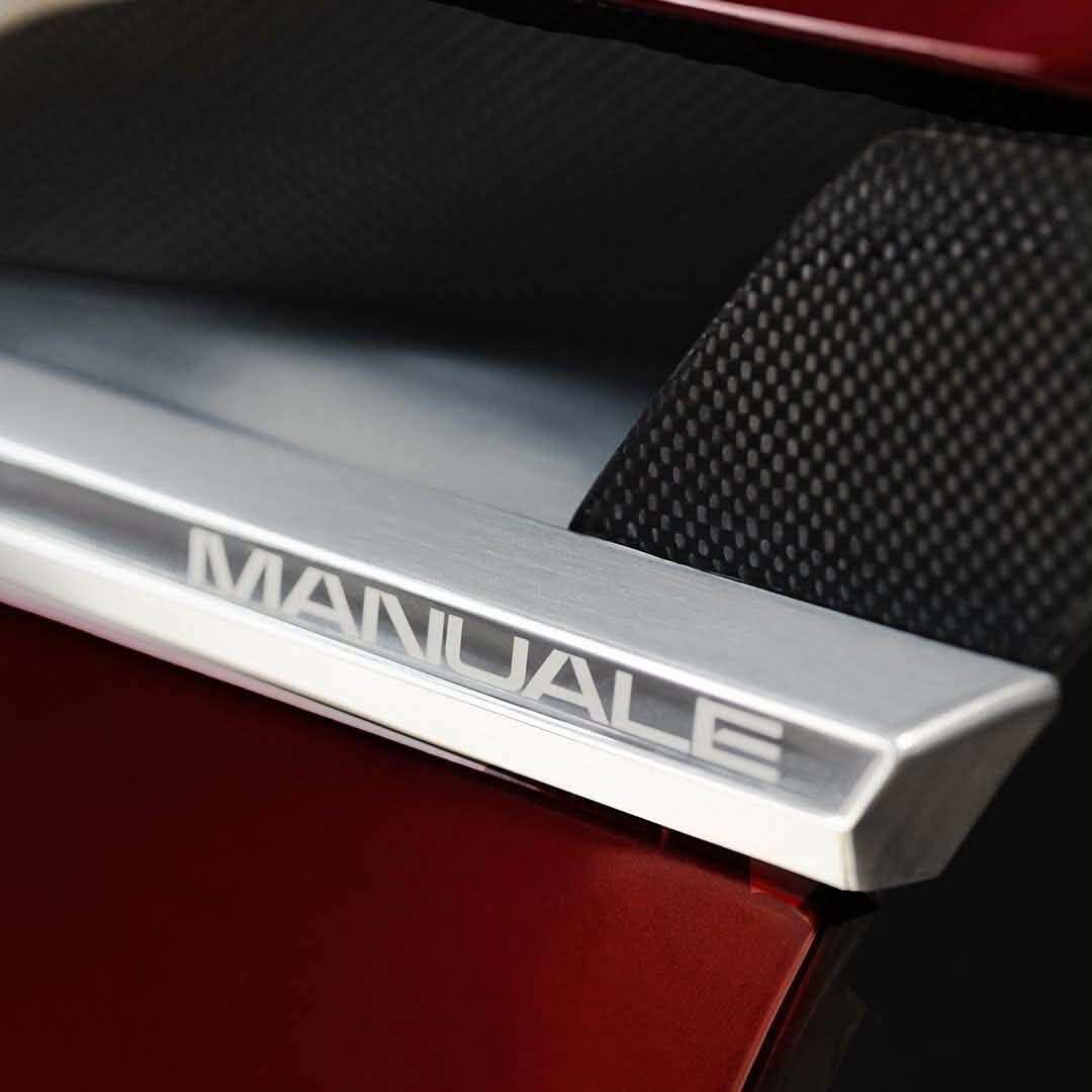 Ferrari 12Cilindri trang bị số sàn ra mắt toàn cầu - 6