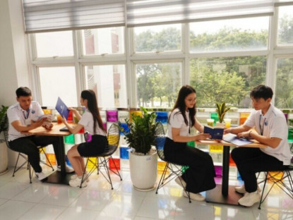 Giải trí - Tham khảo điểm chuẩn các trường thuộc ĐH Quốc gia TPHCM 3 năm gần nhất