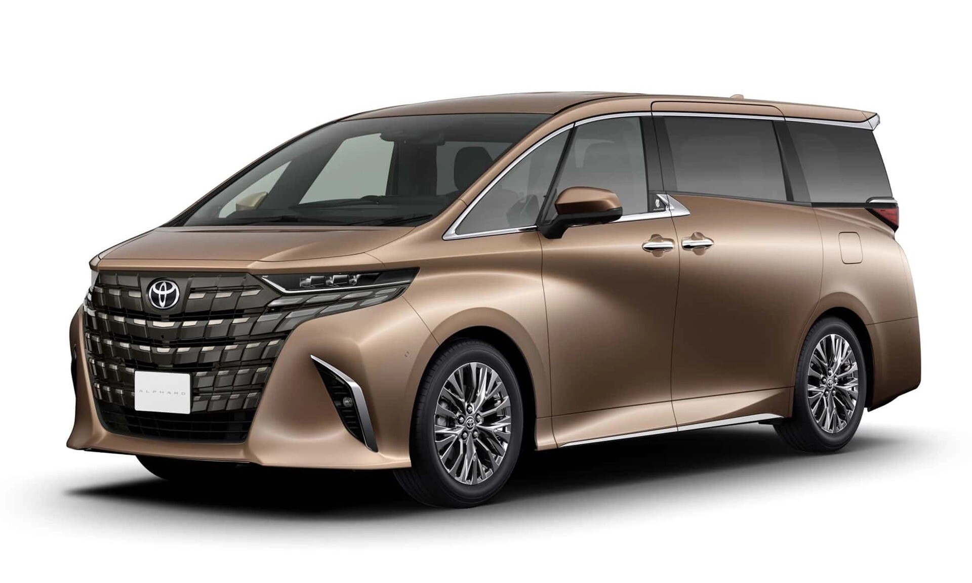 Vì sao Toyota Alphard Hybrid vẫn được giới doanh nhân săn đón? - 1