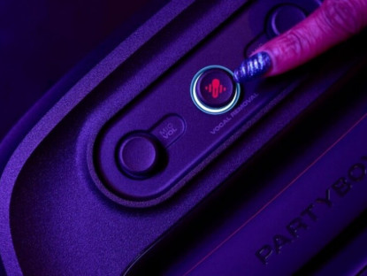 Công nghệ - JBL công bố loa karaoke di động PartyBox có nút tách giọng hát AI