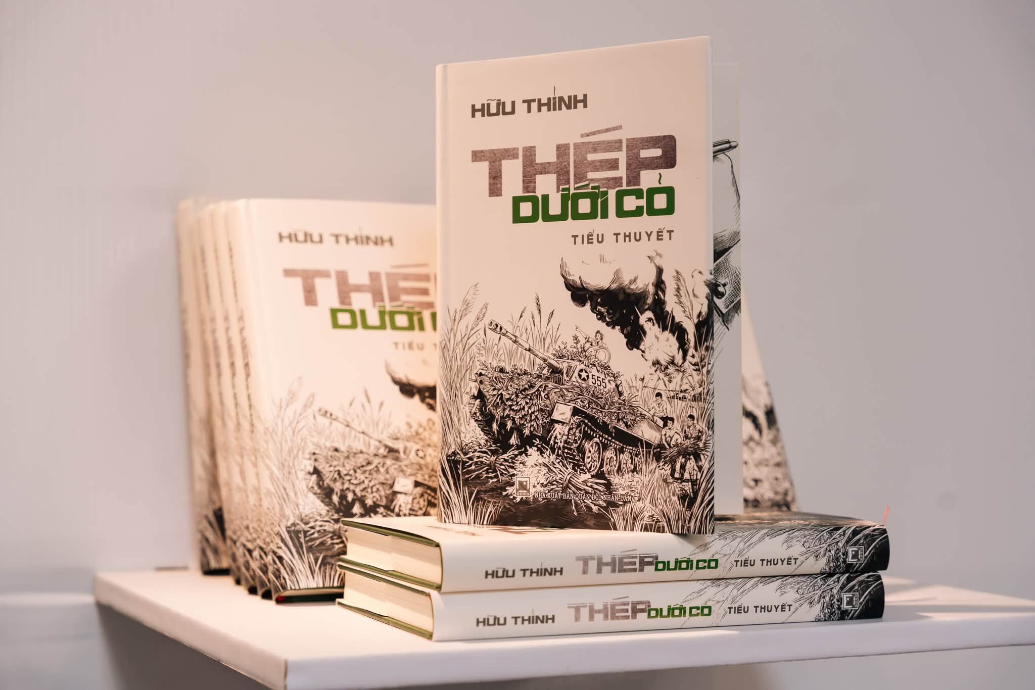 “Thép dưới cỏ” - Những chiếc xe tăng đi ra từ điều không thể - 1