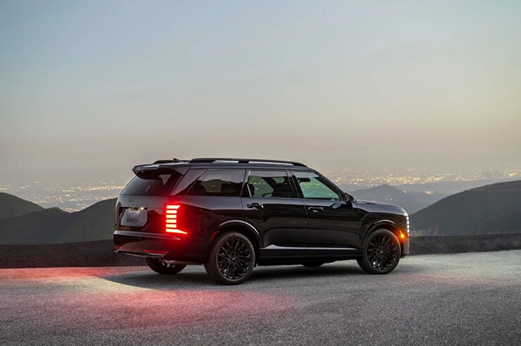 SUV đầu bảng Hyundai có thêm bản Black Ink cực ngầu - 5