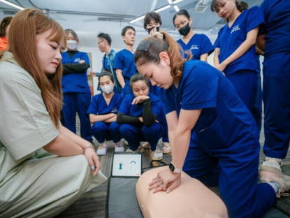 Thông tin doanh nghiệp - Bà con thêm yên tâm: Bệnh viện Bạch Mai trực tiếp đào tạo sơ cấp cứu cho dược sĩ Long Châu, sẵn sàng hỗ trợ người dân