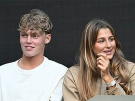 Nóng nhất thể thao sáng 15/7: Con nhà Federer và Hewitt được đồn hẹn hò nhau
