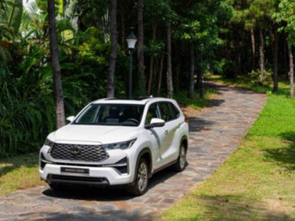Giao thông - Gia đình đông con nên chọn xe MPV hay SUV?