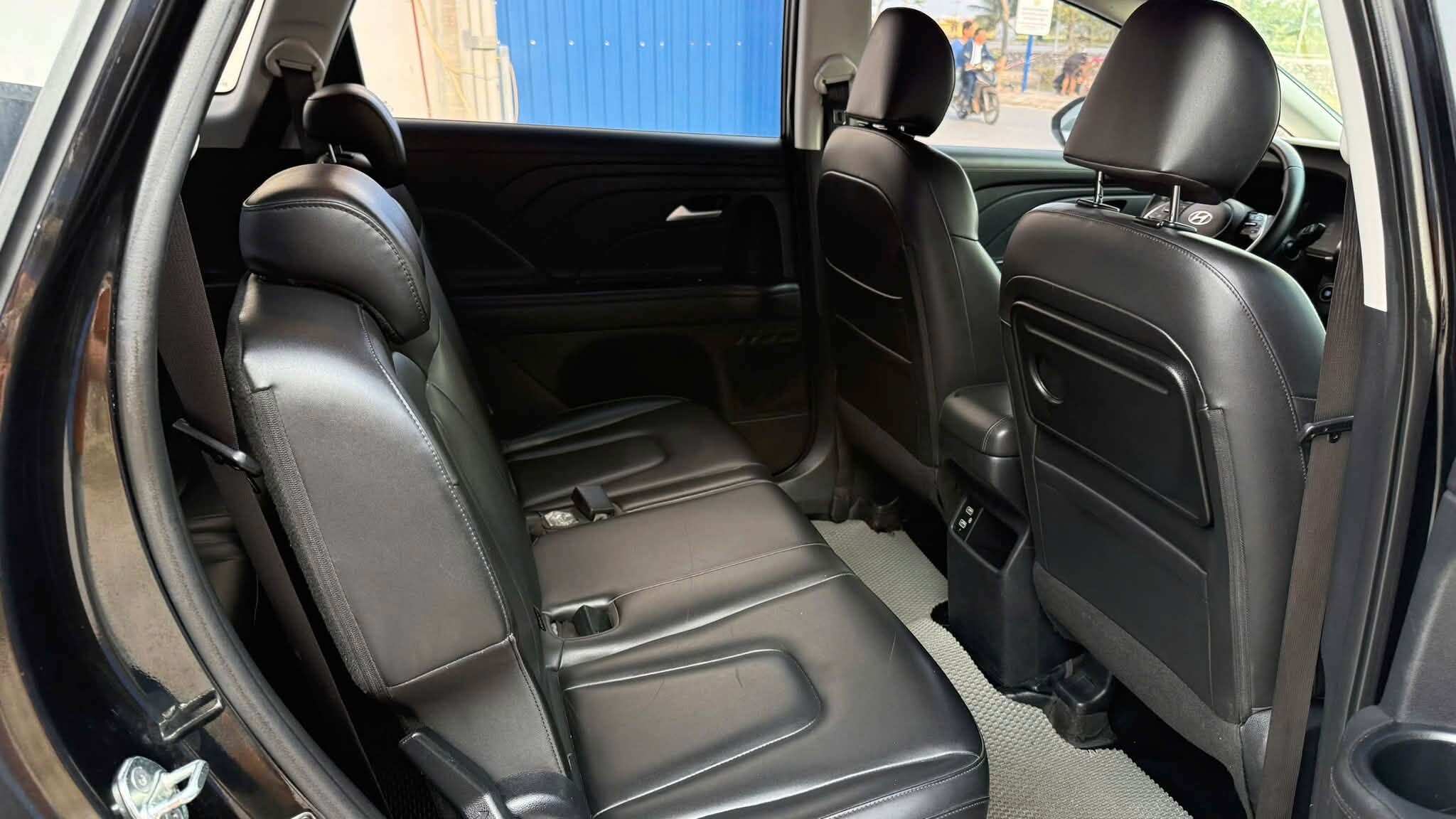 Xe MPV Hyundai Stargazer cũ có còn đáng mua? - 5