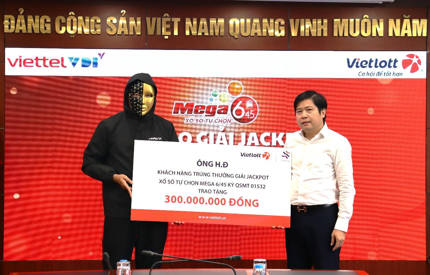 Cán bộ văn phòng tại Huế trúng Jackpot xổ số Mega 6/45 hơn 18,6 tỷ đồng: Trước đó tôi đã nhiều lần trúng xổ số Lotto 5/35 tại các kỳ chia giải - 3