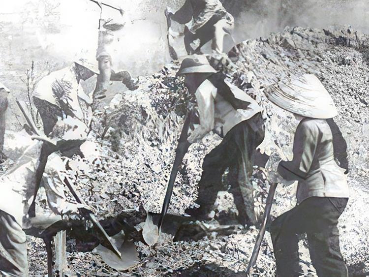 “Chuyện bây giờ mới kể” - Một bài thơ nhắc nhở muôn đời