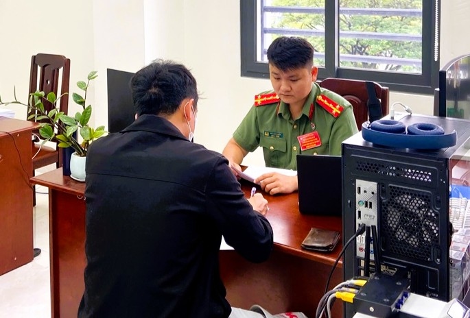 Mạng xã hội và ranh giới pháp luật - 2