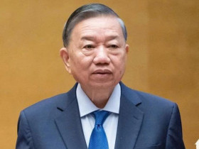 Bộ Chính trị: Tăng cường kỷ luật phát ngôn, văn hóa ứng xử của cán bộ, đảng viên trên không gian mạng