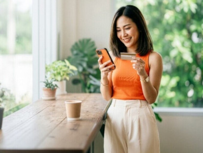 Thông tin doanh nghiệp - Thêm lựa chọn linh hoạt: FWD cho phép khách hàng trả góp phí bảo hiểm đến 12 tháng