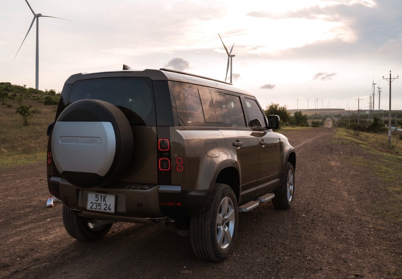 Trải nghiệm xe Defender trên cung đường đa địa hình đẹp nhất Việt Nam - 7
