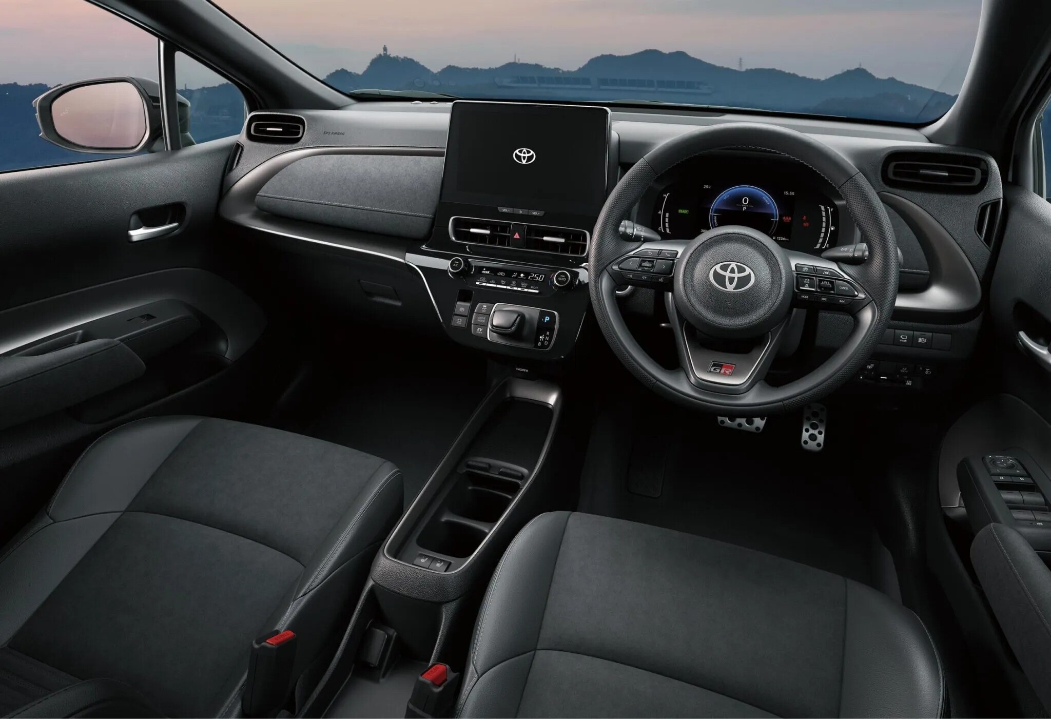 Toyota trình làng mẫu xe hiệu suất cao Aqua GR mới - 5