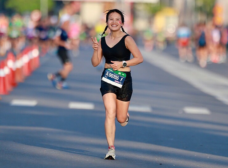 Hot girl võ thuật Châu Tuyết Vân đọ sắc cùng dàn người đẹp chạy marathon - 6