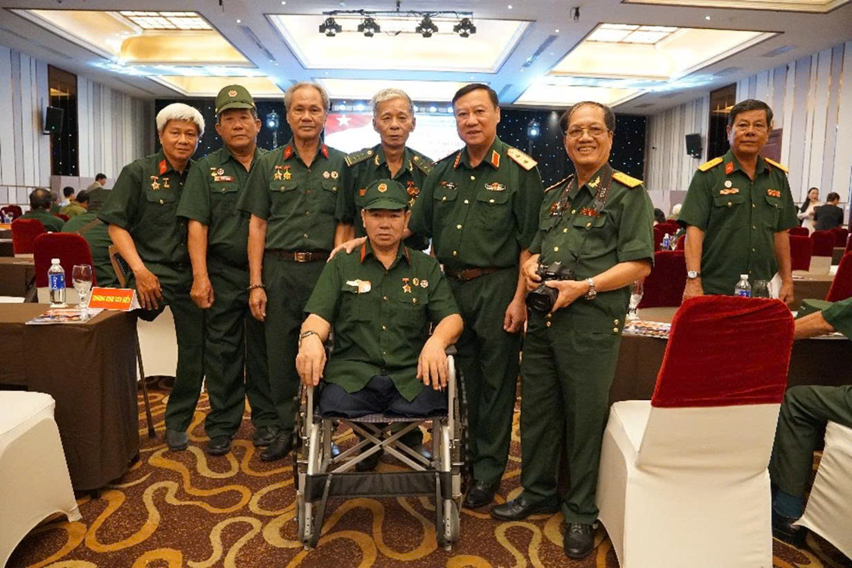 Gặp mặt tri ân gia đình liệt sĩ và thương binh - 5