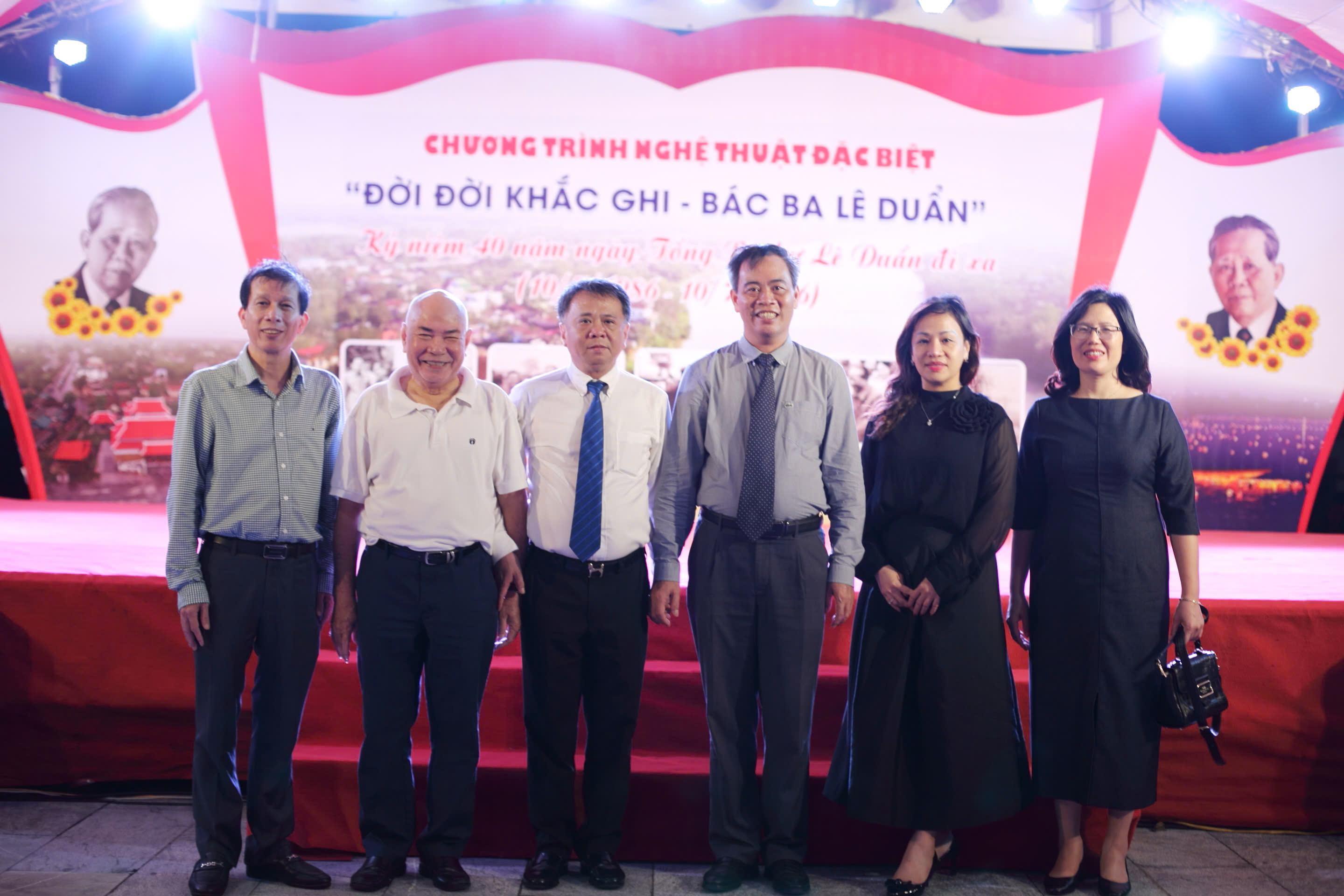 "Đời đời khắc ghi Bác Ba Lê Duẩn" - Dấu ấn một hành trình mới của nghệ thuật truyền thống Quảng Trị - 3