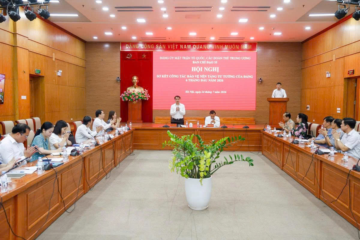 Tiếp tục thực hiện “4 kiên định” về chính trị, tư tưởng - 1