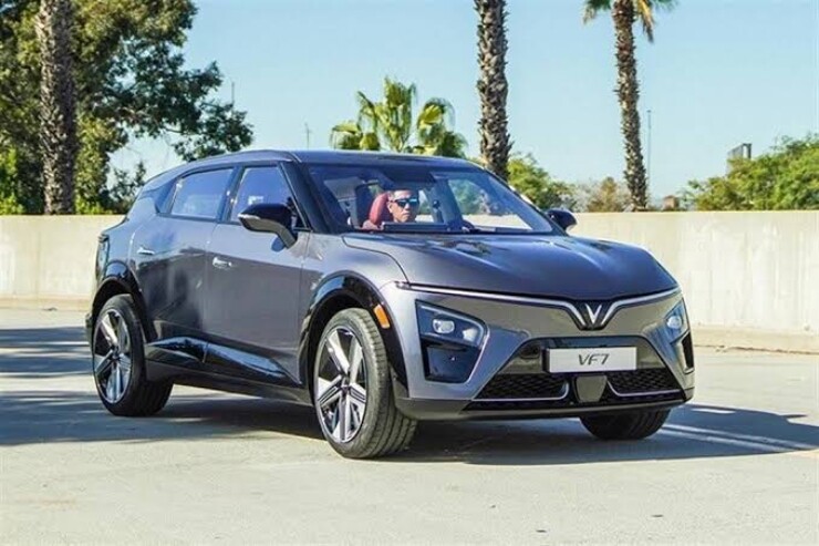 Camry HEV chạy lướt: "Vua giữ giá" hay nỗi ác mộng của thị trường xe cũ? - 5