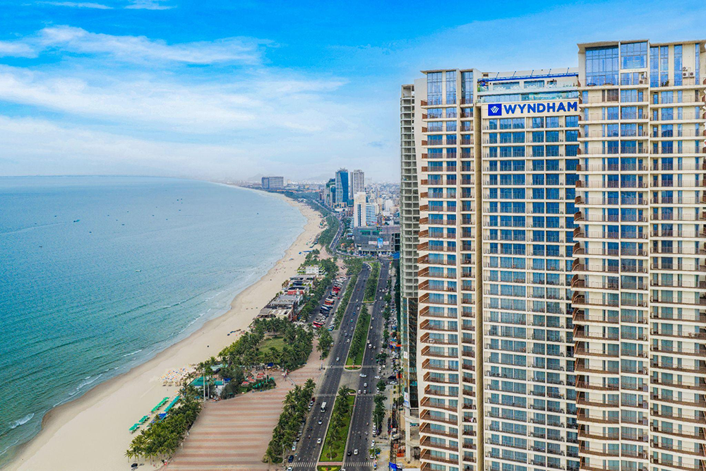 Chạm đỉnh thượng lưu: Wyndham Soleil Danang chính thức đón nhận tiêu chuẩn 5 sao và chuỗi outlet tầng cao thượng đỉnh - 2