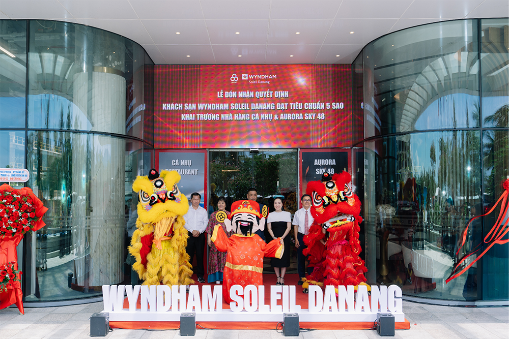 Chạm đỉnh thượng lưu: Wyndham Soleil Danang chính thức đón nhận tiêu chuẩn 5 sao và chuỗi outlet tầng cao thượng đỉnh - 1