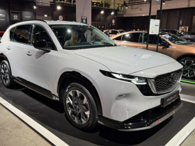Mazda CX-5 Hybrid liệu có thể trở thành mẫu SUV hybrid đáng lái nhất phân khúc?