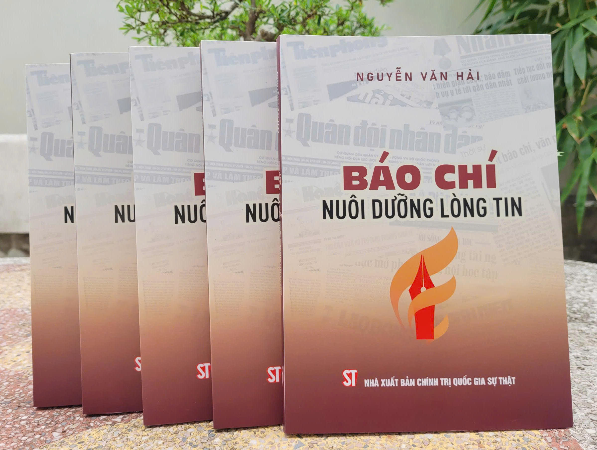 “Báo chí nuôi dưỡng lòng tin”- Bản lĩnh và trí tuệ nhà báo chiến sĩ - 1