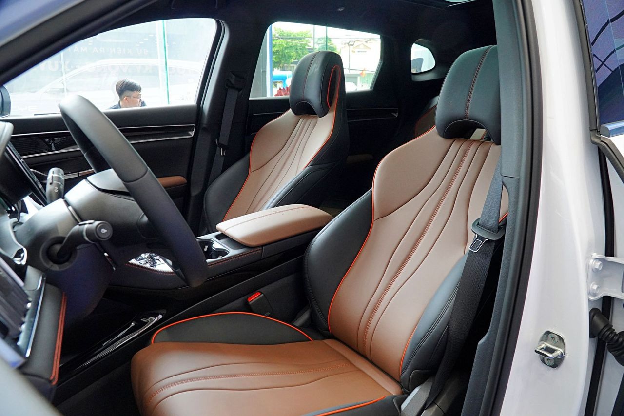 BYD Sealion 6 phù hợp với gia đình trẻ hay khách hàng chạy dịch vụ? - 8