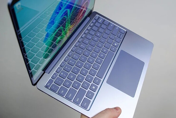 Windows 11 sẽ không còn là nỗi ám ảnh của người dùng laptop giá rẻ - 1