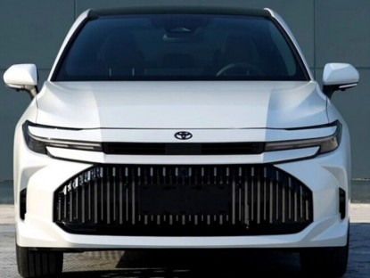 Giao thông - Mẫu xe sedan Toyota Avalon lộ diện bản nâng cấp mới