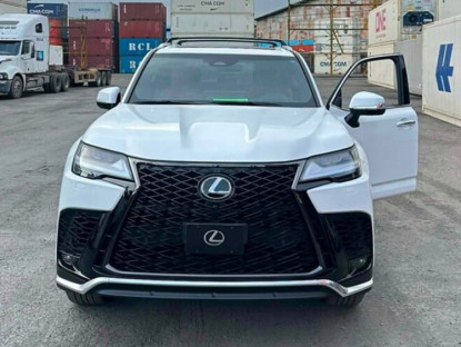Giao thông - Lexus LX700h đầu tiên xuất hiện tại Việt Nam