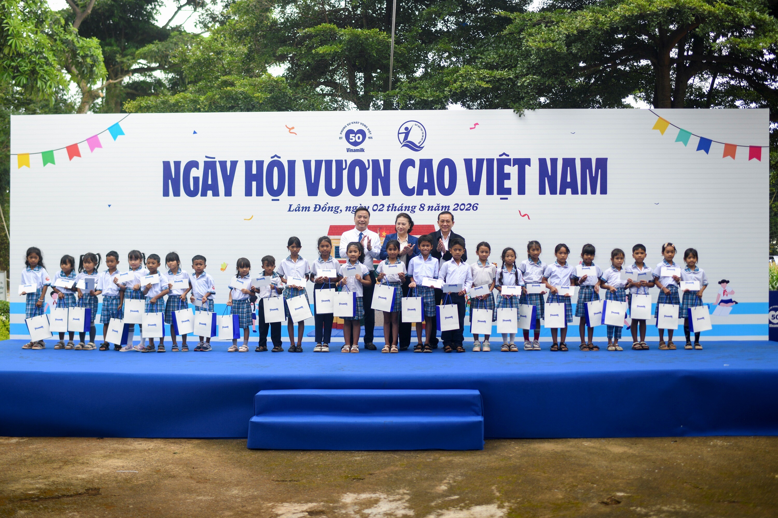 Hơn 500 học sinh vùng cao Lâm Đồng tham gia ngày hội vươn cao Việt Nam - 3